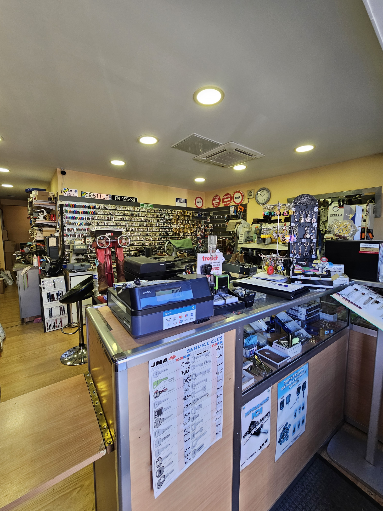 Image_, Fonds de commerce, Châteauneuf-Grasse, ref :VCO30000872